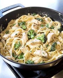 Easy Chicken Broccoli Fettuccine Alfredo Recipe