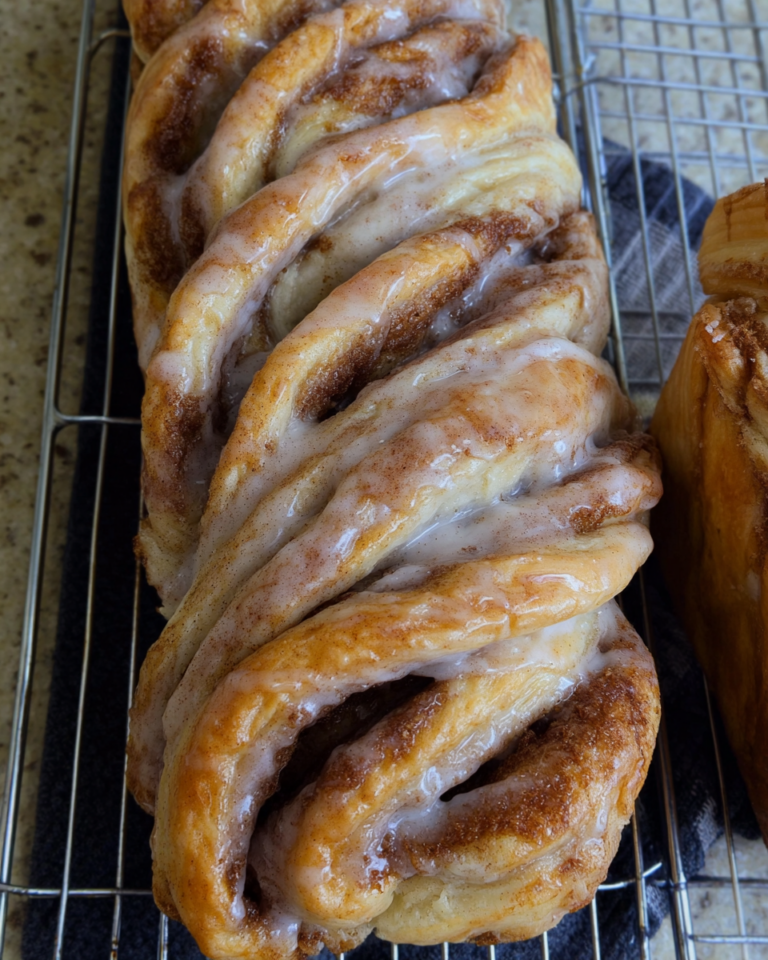 Easy and Fast Cinnamon Twist Loaf Recipe Easy and Fast Cinnamon Twist Loaf Recipe
