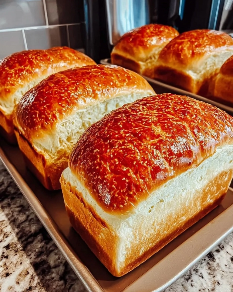 Easy Homemade Amish White Bread for Sandwiches